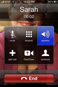 Updated call screen with FaceTime button
